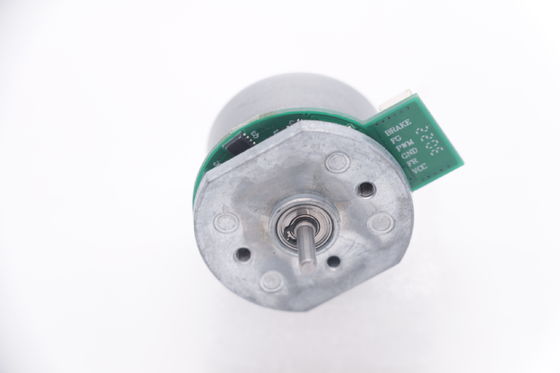 Yüksek verimlilik 16.7W 17265RPM 27mm fırçasız DC motor 18V Fascial silah için