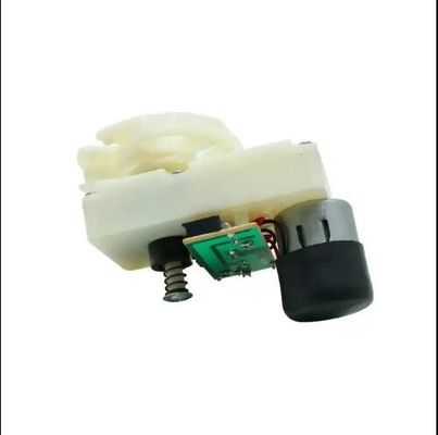 24V 21rpm Plastik dişli motoru 50GS 365 360 DC Akıllı Otomatik Satış Makinesi için kare dişli motoru