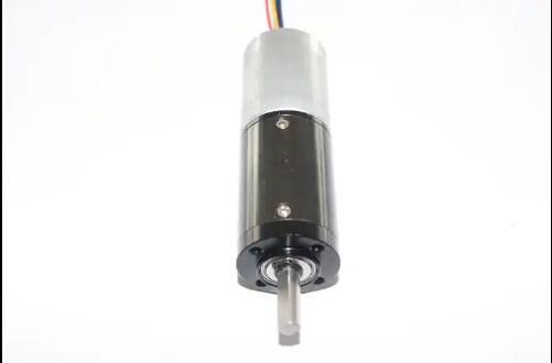 Dia 28mm 2847 fırçasız DC Dönüştürme Motoru Yüksek Dönüştürme 19 Watt Dönüştürme fırçasız DC Motoru